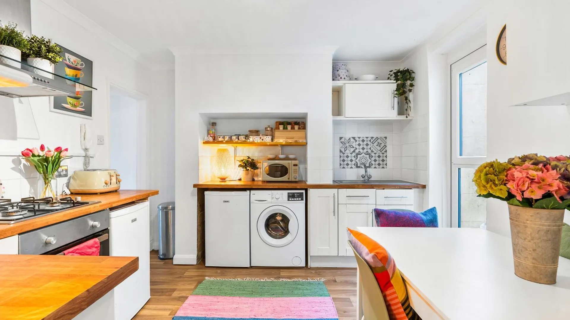 Central Brighton - Free Parking - Sleeps 5 Apartamento